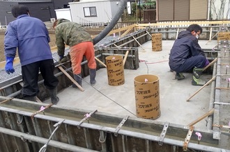 水戸市M様邸　生コン流し