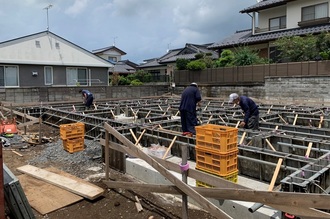 基礎生コン流しに向けて